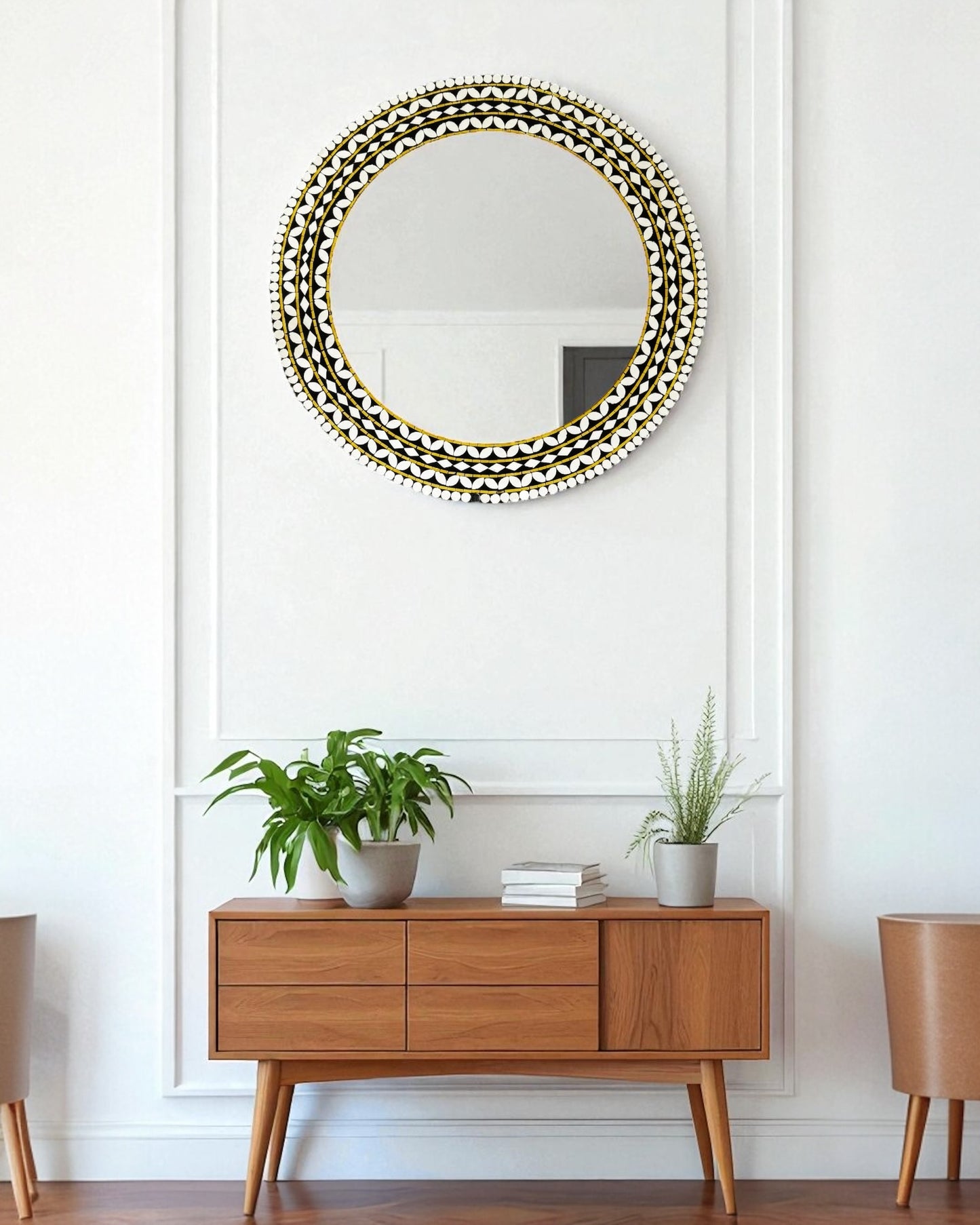 Handcrafted Black & Gold Round Mirror Mosaic Wall Hanging by Mirroza