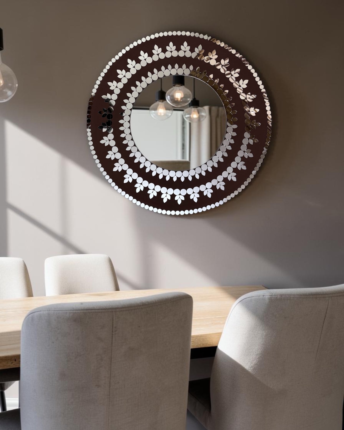 Midnight Bloom – Handcrafted Round Mosaic Wall Hanging Mirror