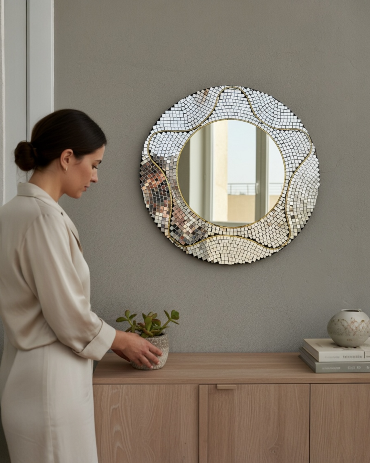 Round Gold Accented Mirror Mosaic Wall Hanging – Handmade Decorative Mirror